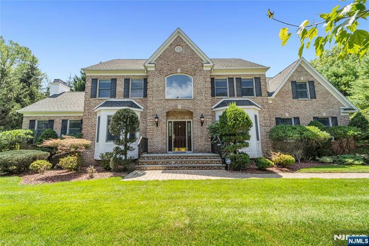 4 Michelle Court  Harrington Park NJ 07640 photo