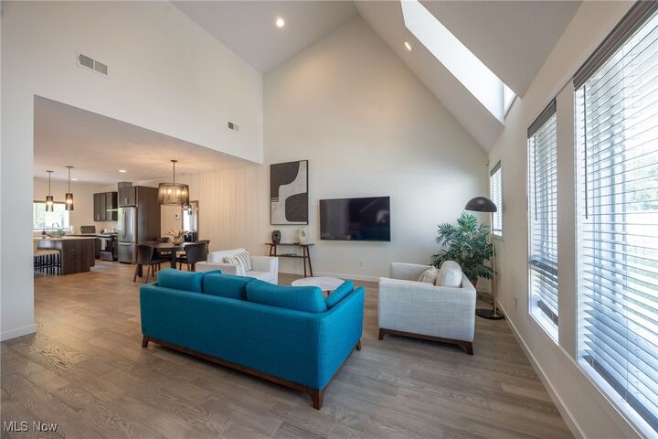 Property Photo:  2412 Richmond Road  OH 44122 