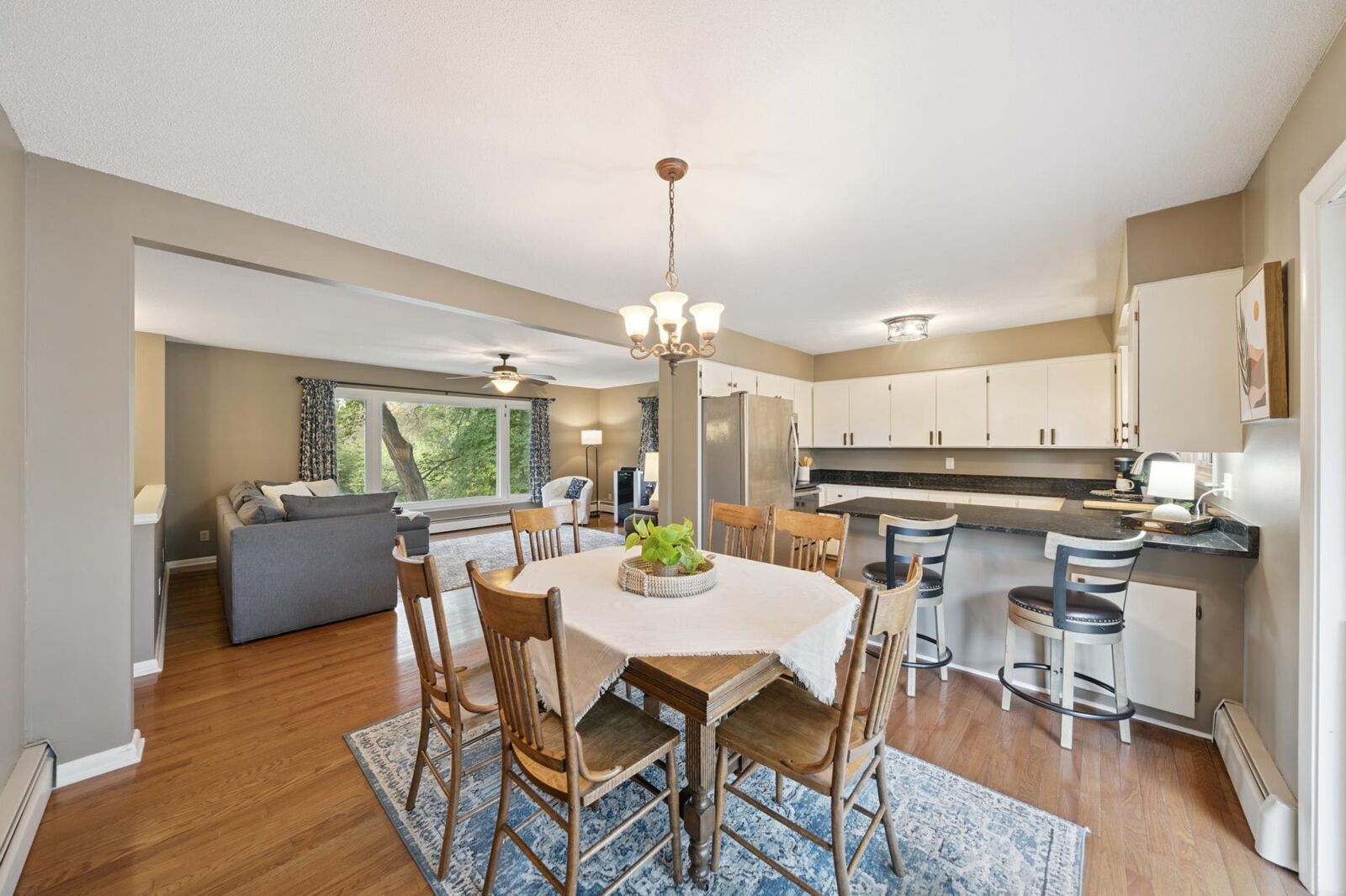 Property Photo: 711 Kinnickinnic Street WI 54016