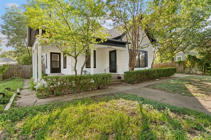 Photo de la propriété:  912 N 22nd Street  TX 76707 