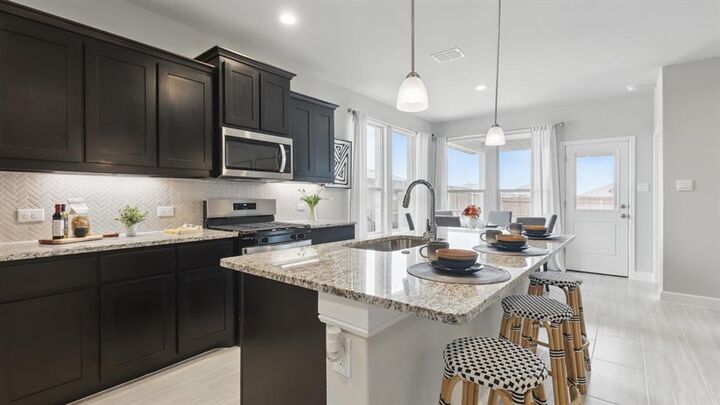 Property Photo: 107 Goodnight Court TX 76033