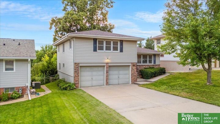 Property Photo:  3022 S 49 Avenue  NE 68106 