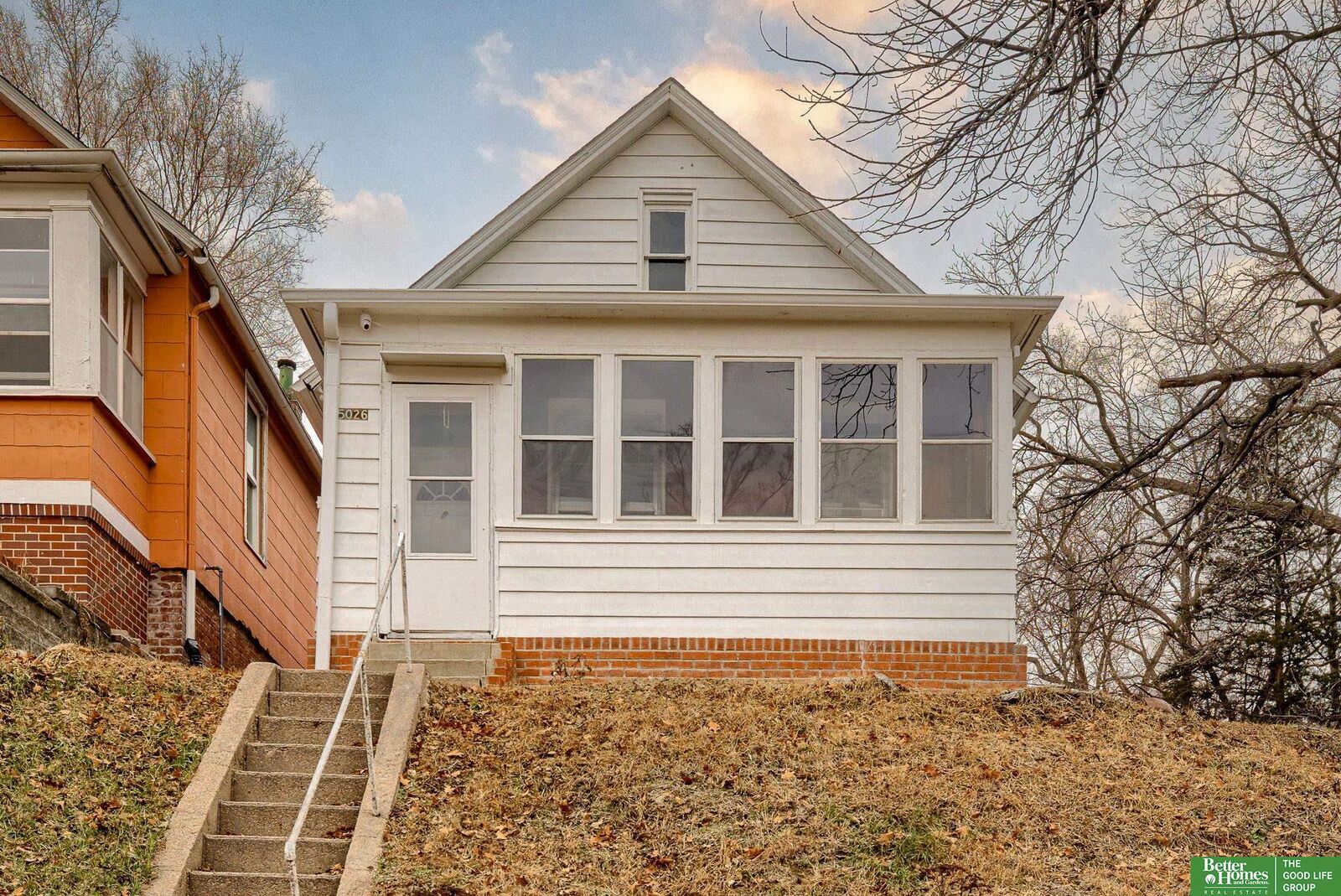 Property Photo:  5026 S 18 Street  NE 68107 