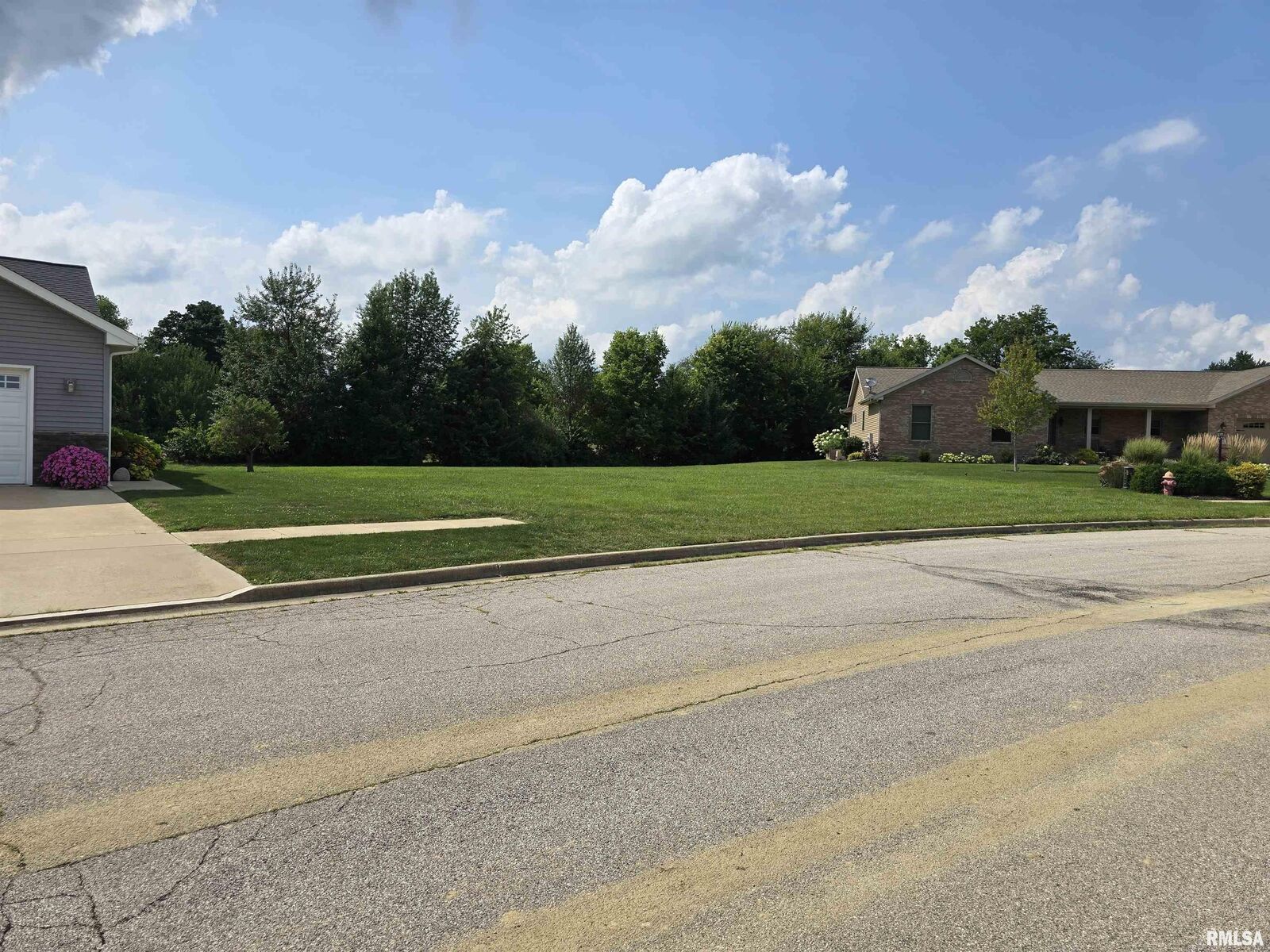 Property Photo:  Lot 15 Parkview Drive  IL 61530 