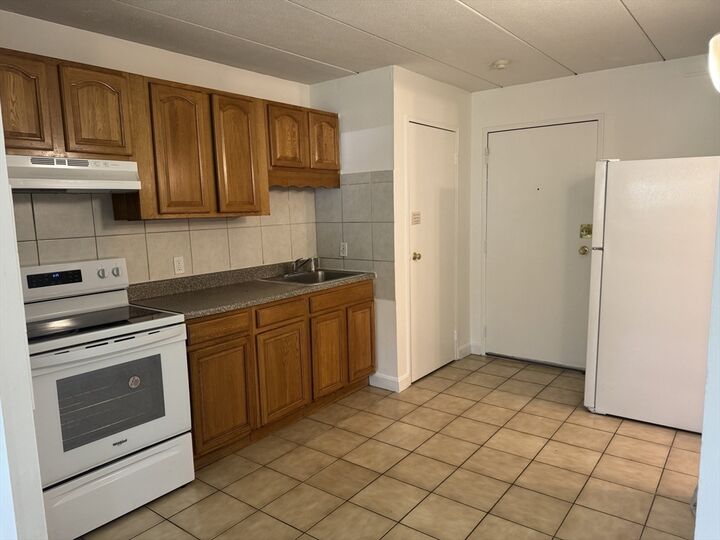 Property Photo:  126 Beaver St A3  MA 01702 