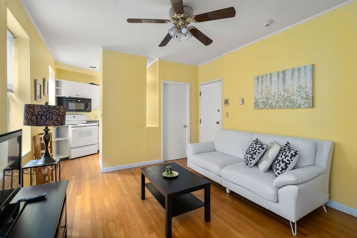 Property Photo:  88 Prince Street 8  MA 02113 