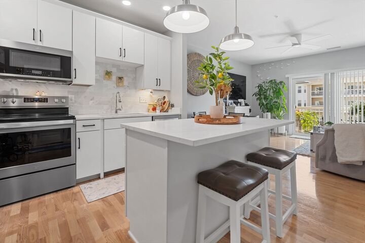 Property Photo:  12302 Peters Farm Way 302  MA 01581 