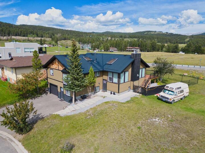 8149 26 Avenue  Coleman AB T0K 0M0 photo