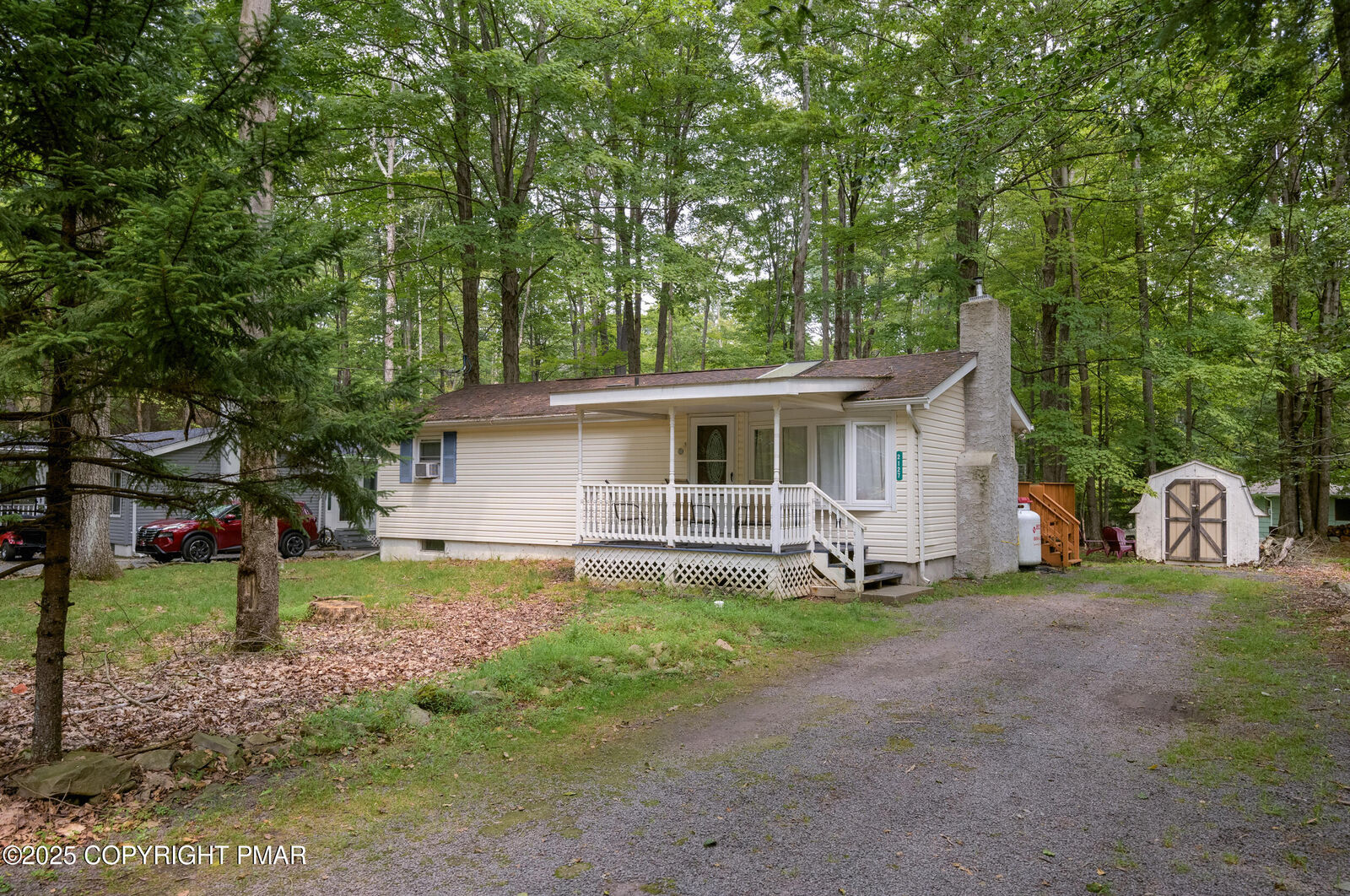 Property Photo:  2127 Totem Trail  PA 18347 