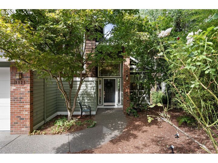 Property Photo: 3125 SW Luradel St OR 97219