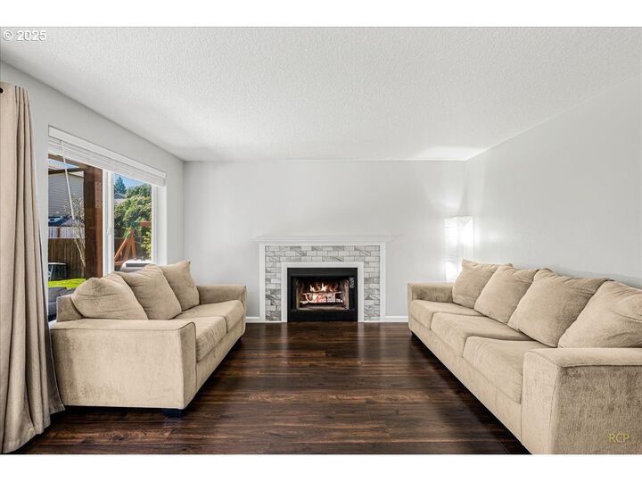 Property Photo: 33288 SW Meadowbrook Dr OR 97056