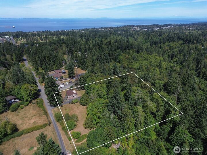 Property Photo:  1703 S Golf Course Road  WA 98362 
