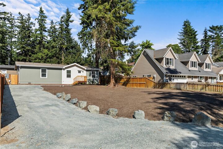 1253 S Dewey Drive  Coupeville WA 98239 photo