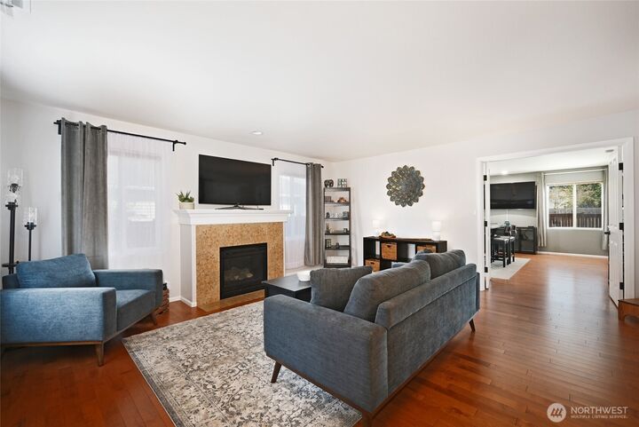 Property Photo:  1114  Ross Avenue NW  WA 98360 