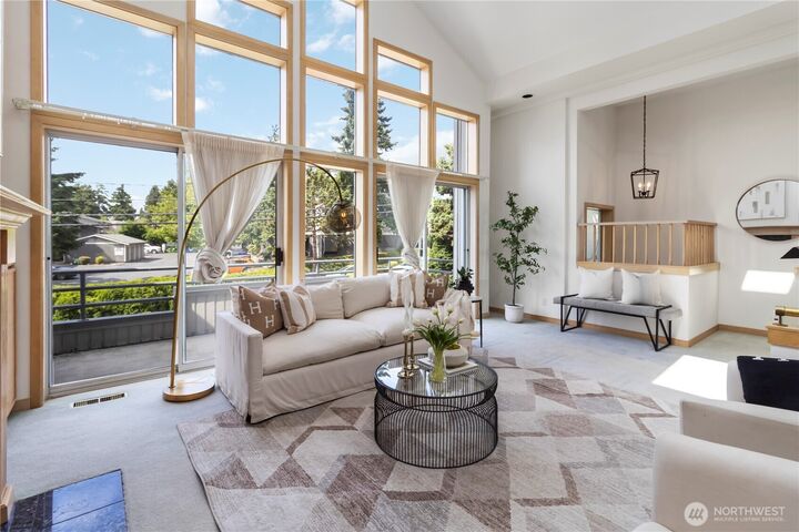 Property Photo: 10135 NE 64th Street A WA 98033