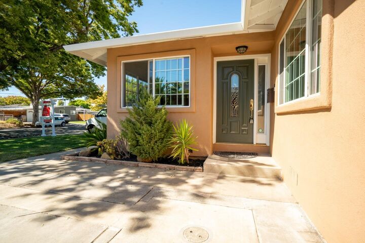 Property Photo:  5108 Adair Way  CA 95124 