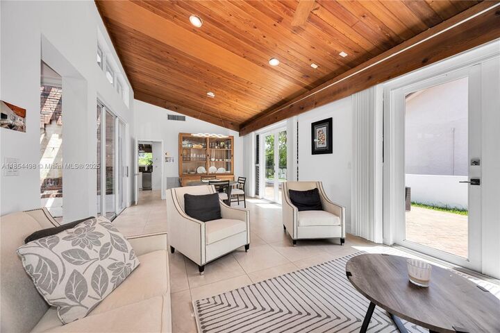 Property Photo:  5941 SW 88th St  FL 33156 