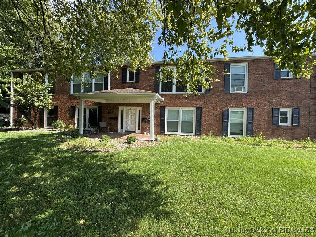 Property Photo: 449-451 N New Albany Street IN 47172