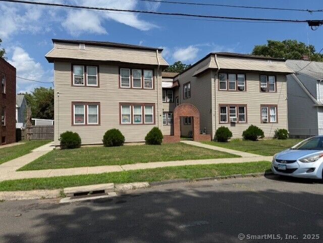 Property Photo:  59 Hine Street  CT 06516 