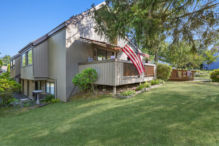 Property Photo:  248 South Trail B  CT 06614 