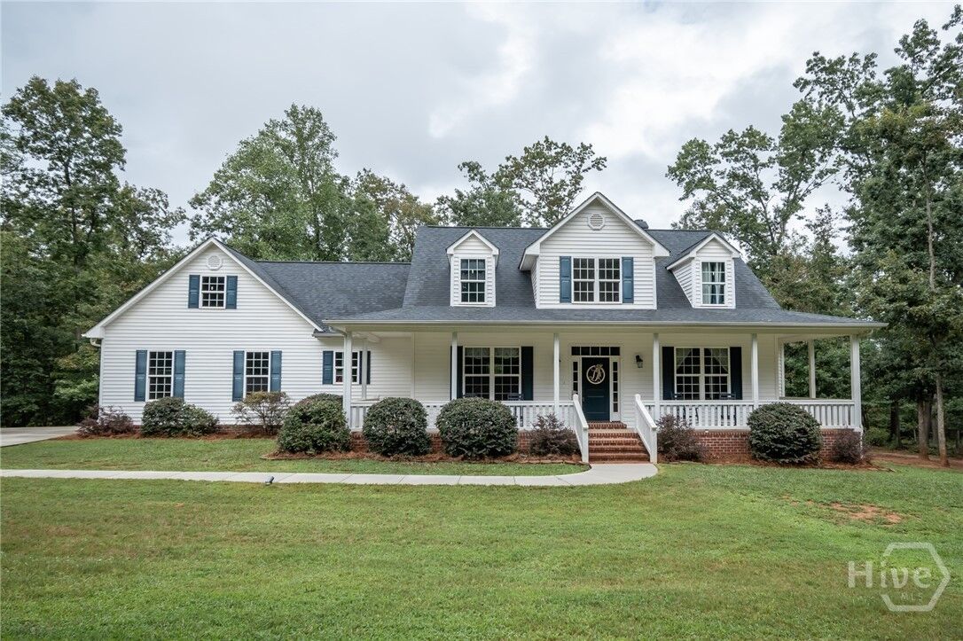 Property Photo:  207 Stagecoach Way  GA 30633