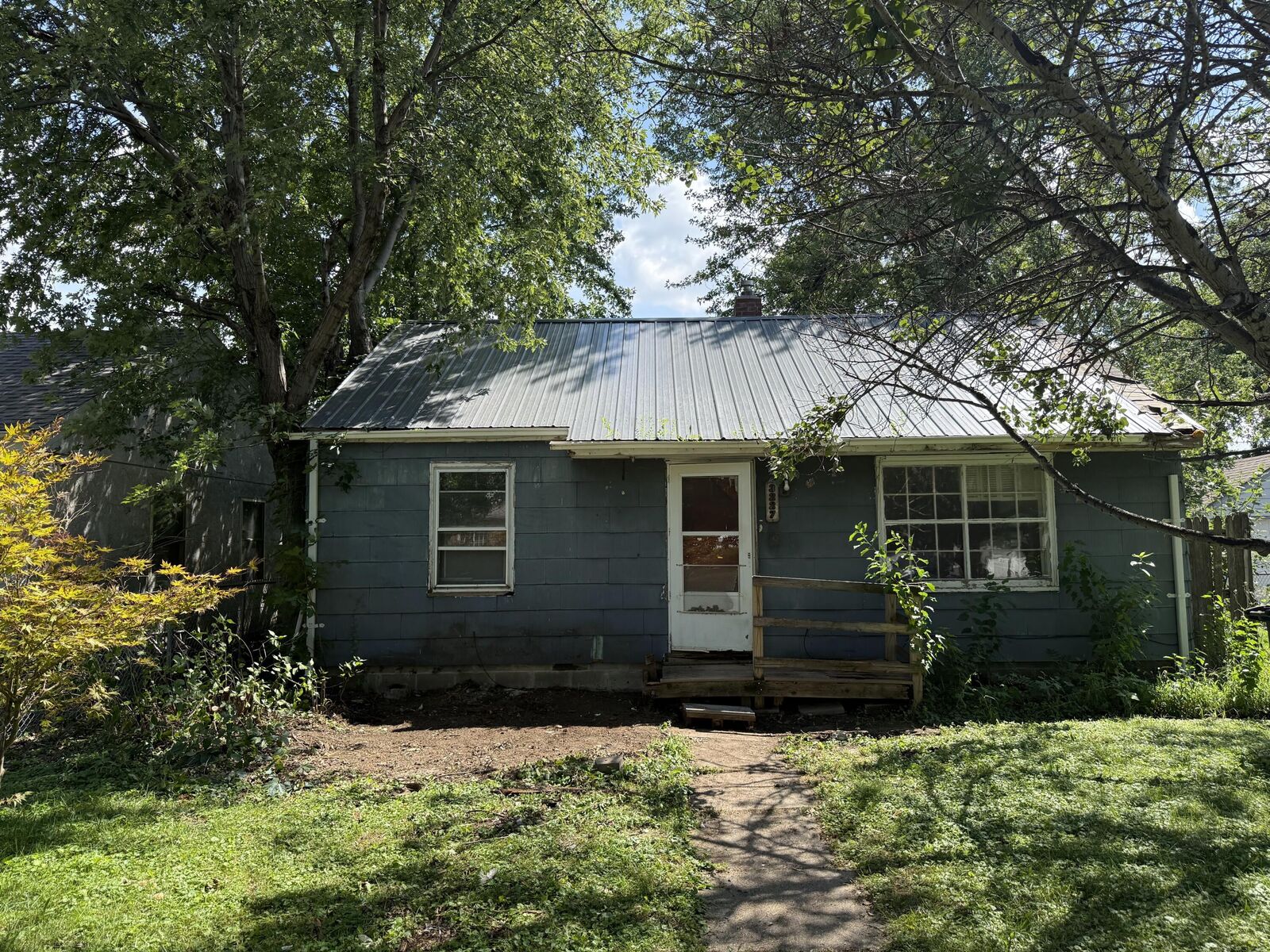Property Photo: 3227 6th Avenue IA 51501