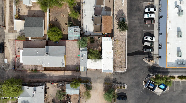 Property Photo:  234 E Helen Street  AZ 85705 