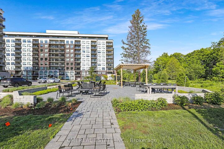 Photo de la propriété:  460 Callaway Road 111  ON N6G 0Z2 