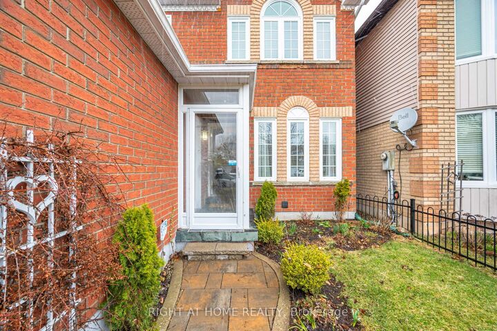 Property Photo: 27 Lasby Lane ON L7J 2W9