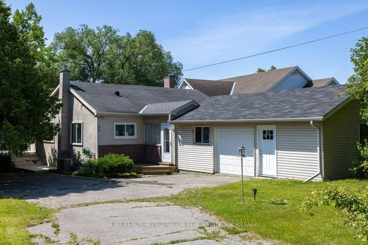Property Photo:  84 Main Street  ON K0K 1X0 