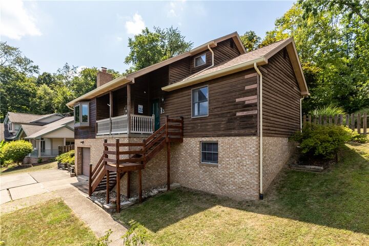 Property Photo: 216 Wray Large Rd PA 15025