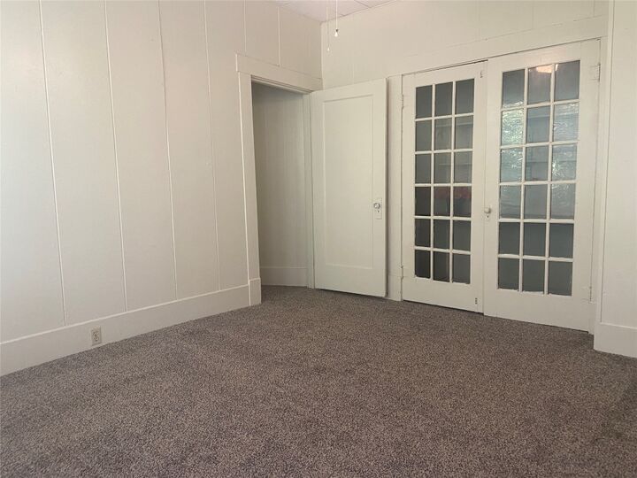 Property Photo: 401 W 38th Street B TX 78705