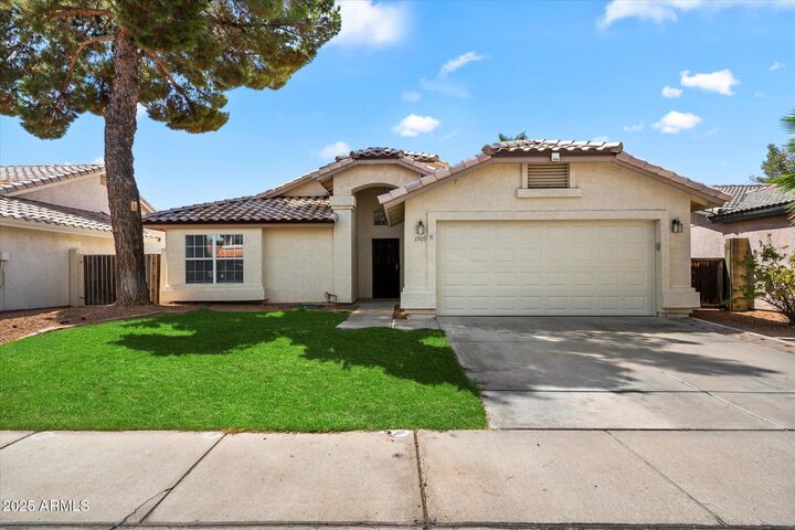 1909 E Anchor Drive  Gilbert AZ 85234 photo
