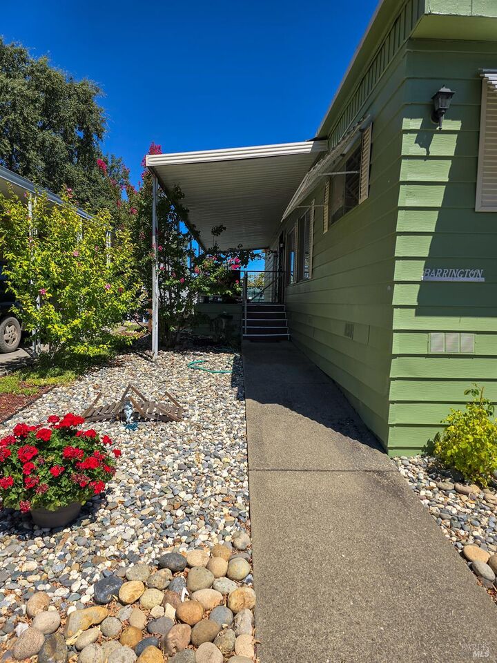 Property Photo:  660 Leslie Street 68  CA 95482 