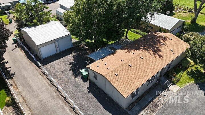 Property Photo:  1832 Grelle Avenue  ID 83501 