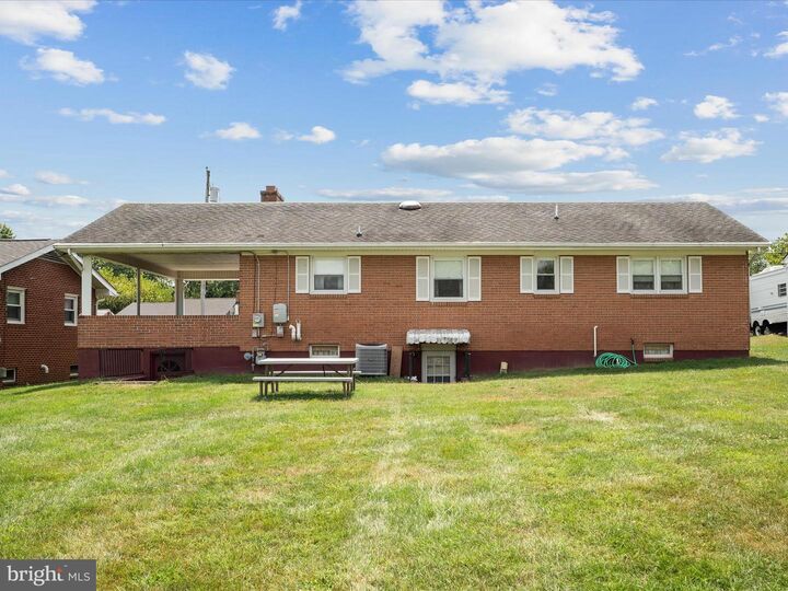 Property Photo:  428 Imperial Street  VA 22601 