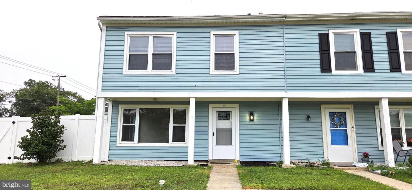 Property Photo:  2 Little Court  NJ 08081 