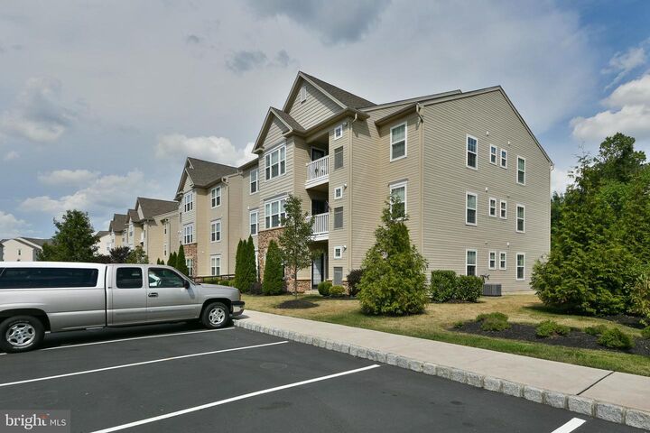 Property Photo:  1512 Moore Street 104  PA 19007 