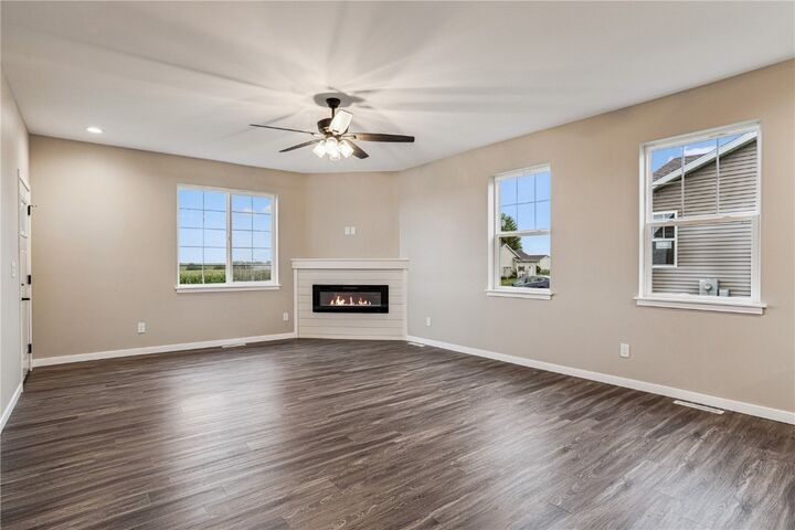 Property Photo: 203 William Way IA 52315