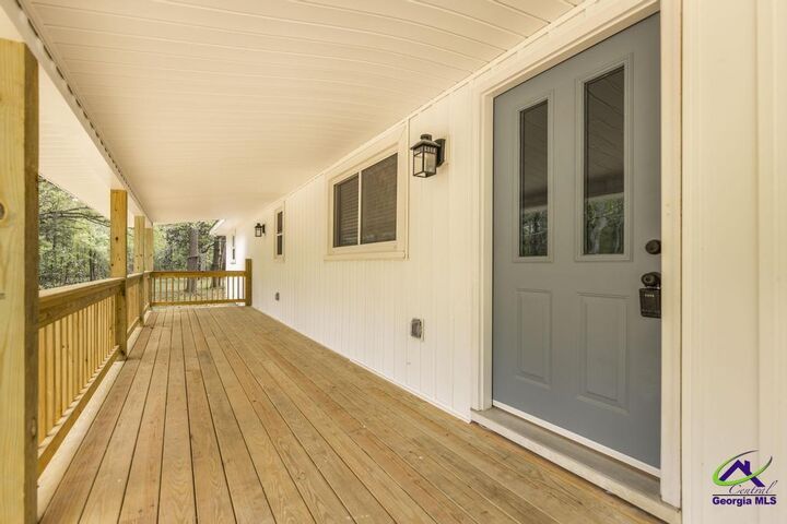 Property Photo: 103 Waldorf Drive GA 31069
