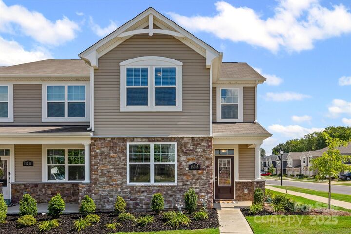 Property Photo:  15345 Braid Meadow Drive  NC 28278 