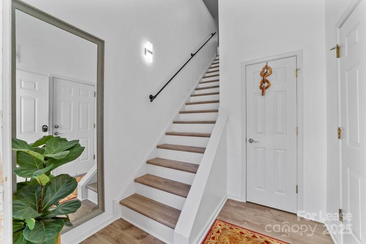 Property Photo:  18823 Cloverstone Circle  NC 28031 
