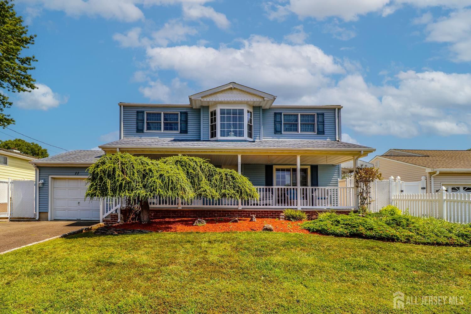 Property Photo:  11 Dufoe Place  NJ 07067 