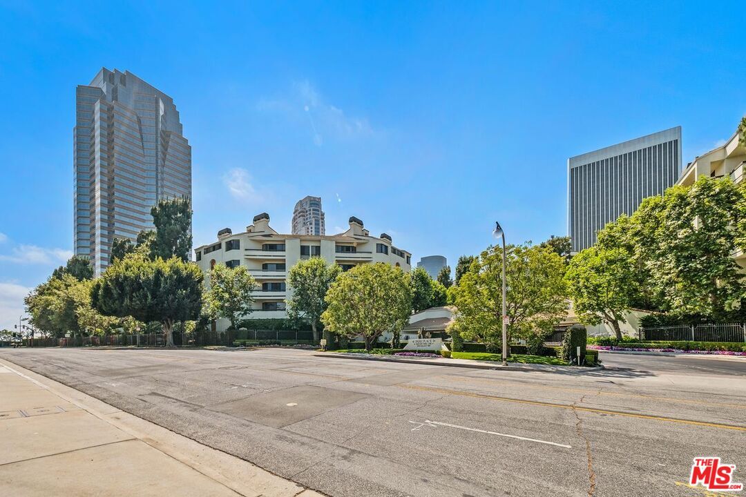 Property Photo: 2132 Century Park Ln CA 90067