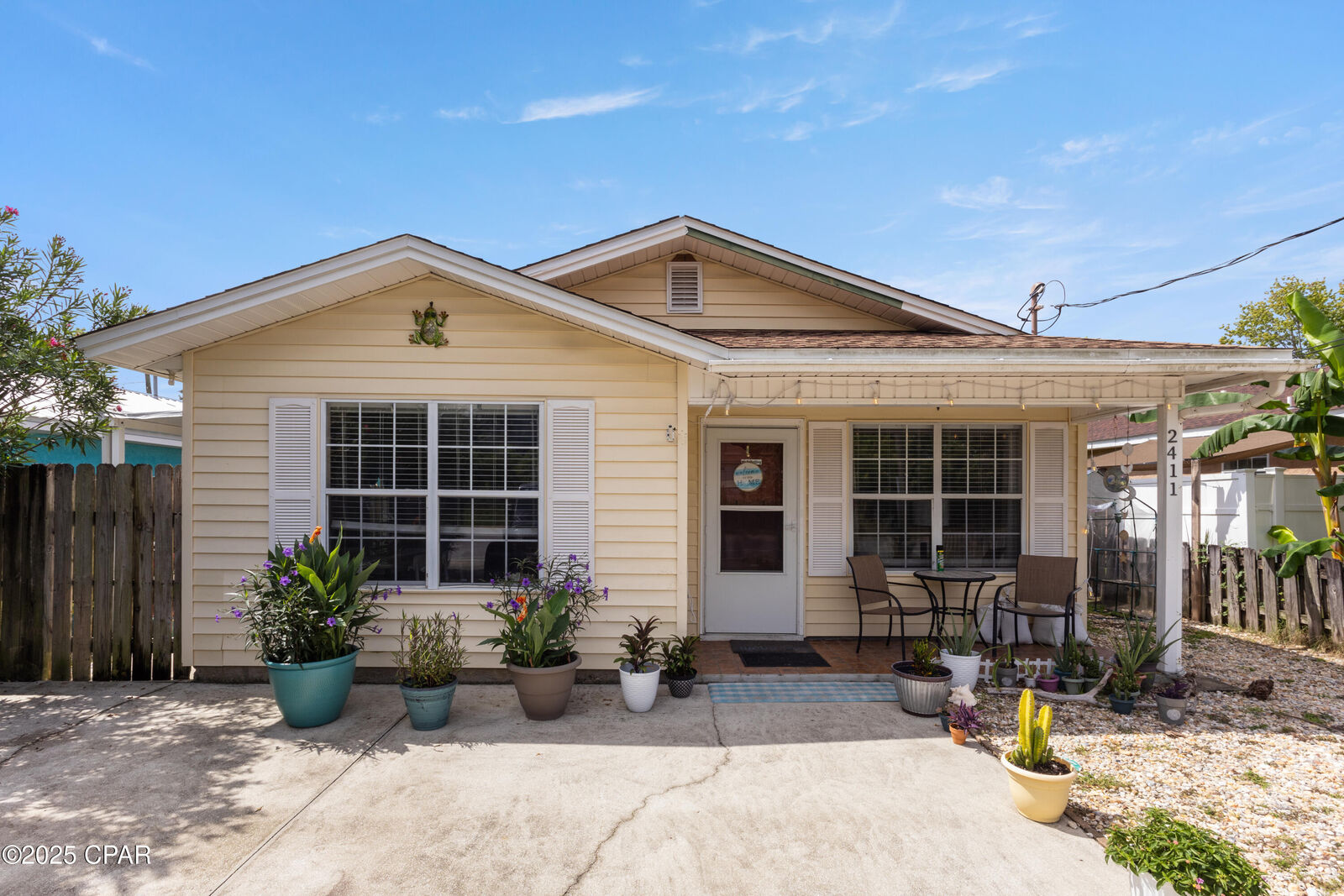 Property Photo:  2411 W 11th Street  FL 32401 