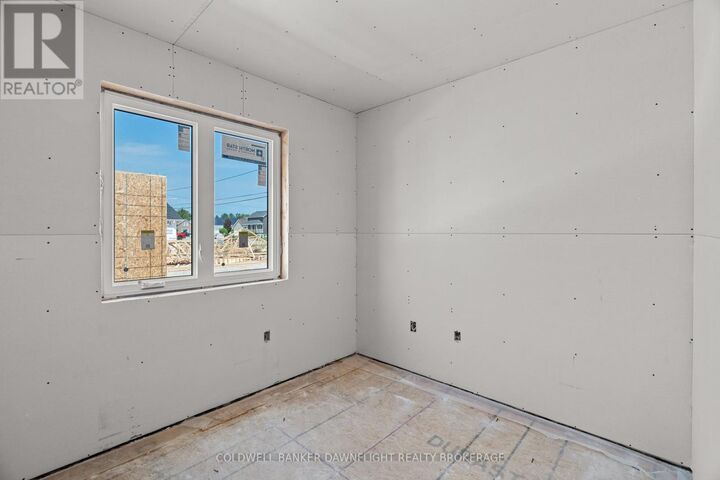 Property Photo:  127 Victoria Avenue East  ON N0M 1M0 