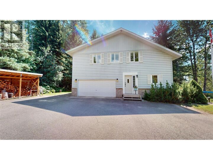 7392 8th Avenue  Hosmer BC V0B 1M5 photo