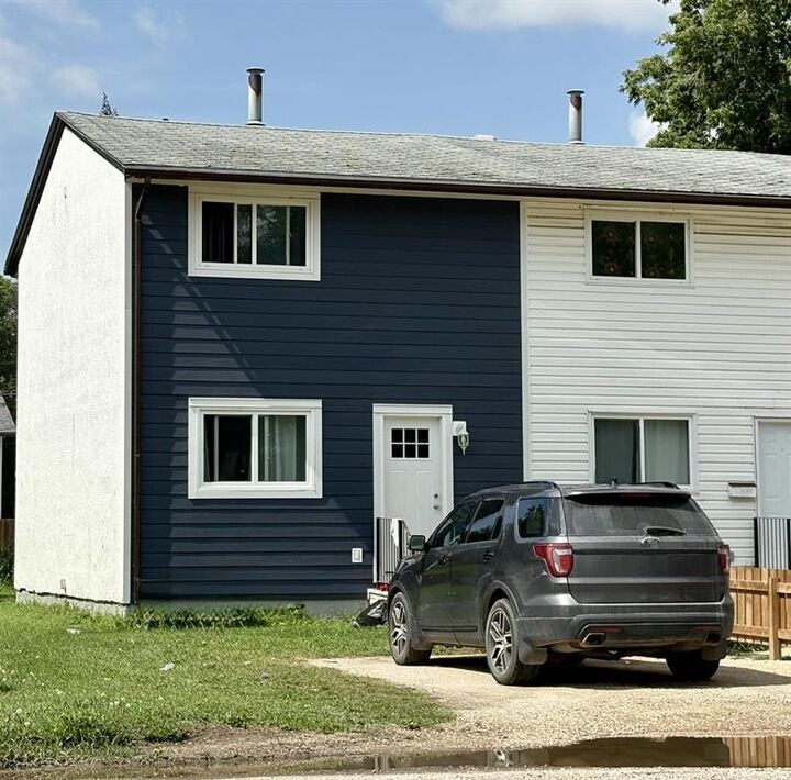 753 Tupper Street North  Portage La Prairie MB R1N 1Y2 photo