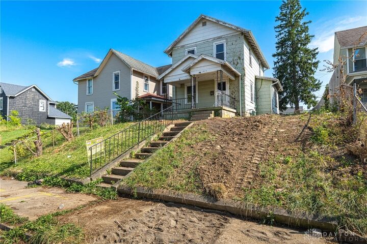 Property Photo:  1573 Warder Street  OH 45503 