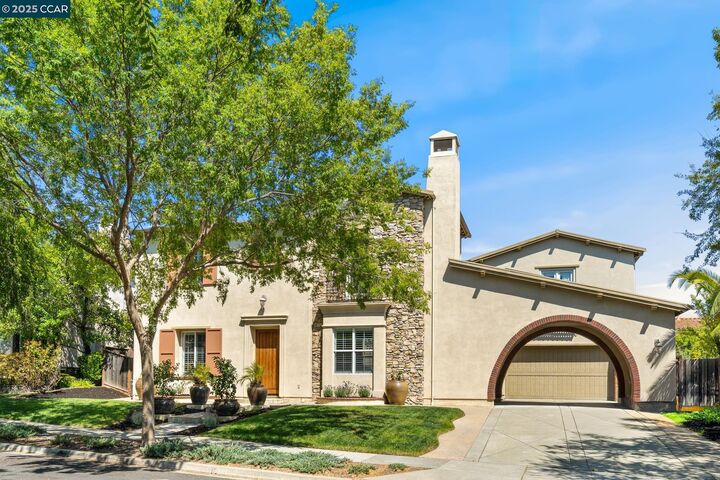 Property Photo:  206 Glory Lily Ct  CA 94582 